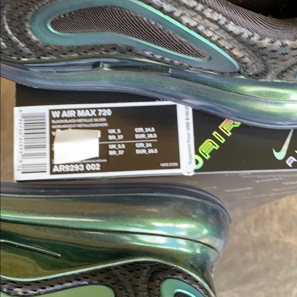 NIKE AIR MAX 720 Black/Black-Metallic Silver Men’s - Picture 6 of 16